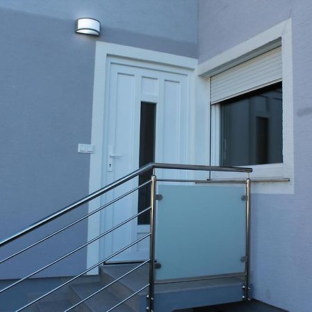 Petite Apartment Maribor Bagian luar foto