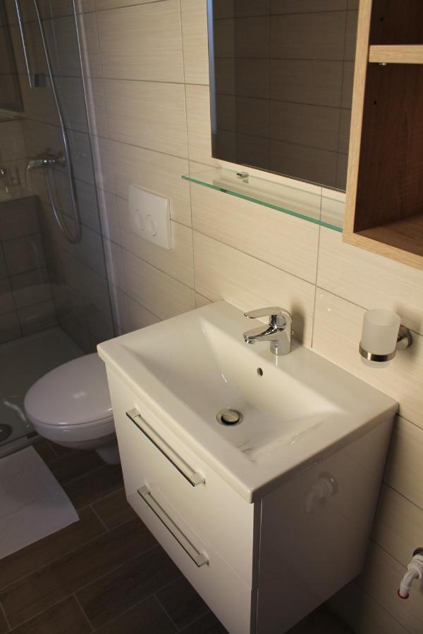 Petite Apartment Maribor Bagian luar foto