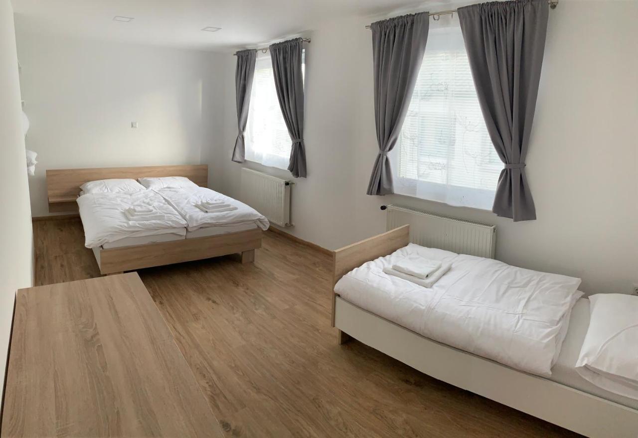 Petite Apartment Maribor Bagian luar foto